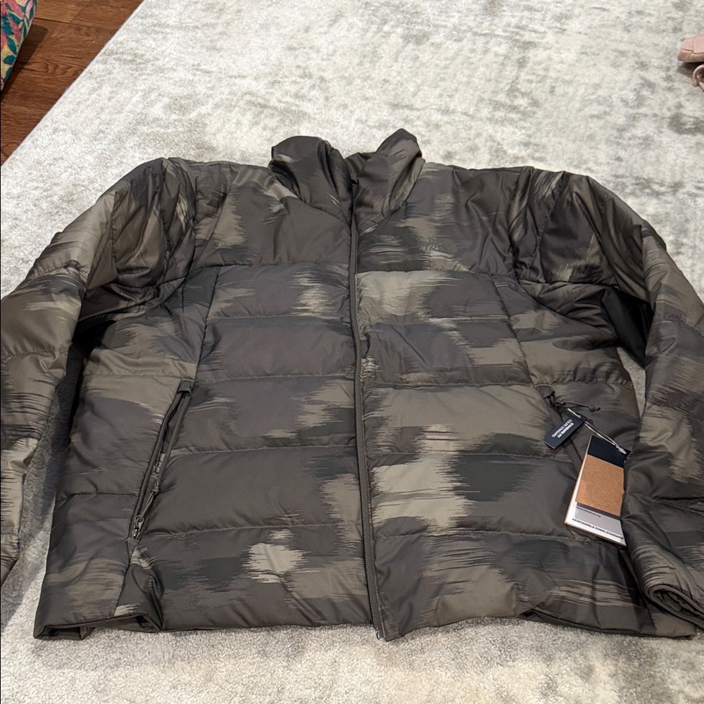 NWT The North Face Brown Valle Down Jacket XL modern camo print
